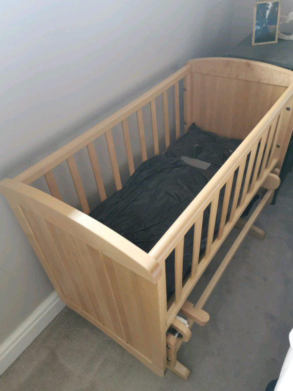 gumtree crib